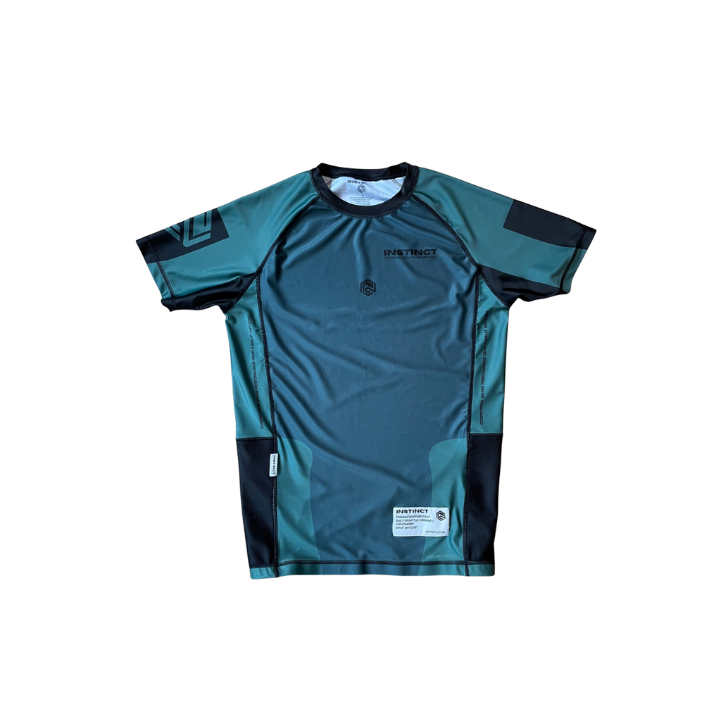 COMPETITOR SERIES SHORT SLEEVE RASH GUARD - GREEN