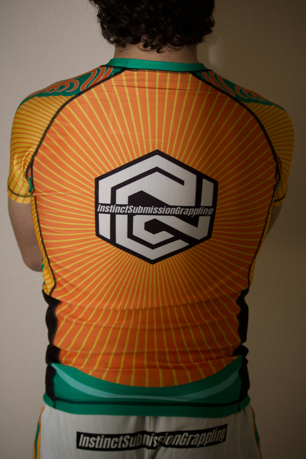 "HORIZON" SHORT SLEEVE RASH GUARD - INSTINCT JIU-JITSU